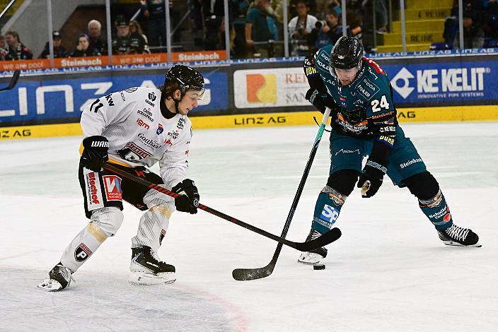 Max Stiegler (Pioneers Vorarlberg), Kyle Topping (Steinbach Black Wings Linz) 4. Runde ICE, Steinbach Black Wings Linz vs Pioneers Vorarlberg, Linz AG Eisarena 