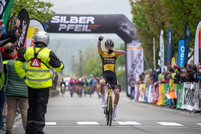 Sieger Mick Van Dijke, (NED, Jumbo-Visma Development Team)  Herren Elite, U23, Radliga, GP Vorarlberg, Nenzing