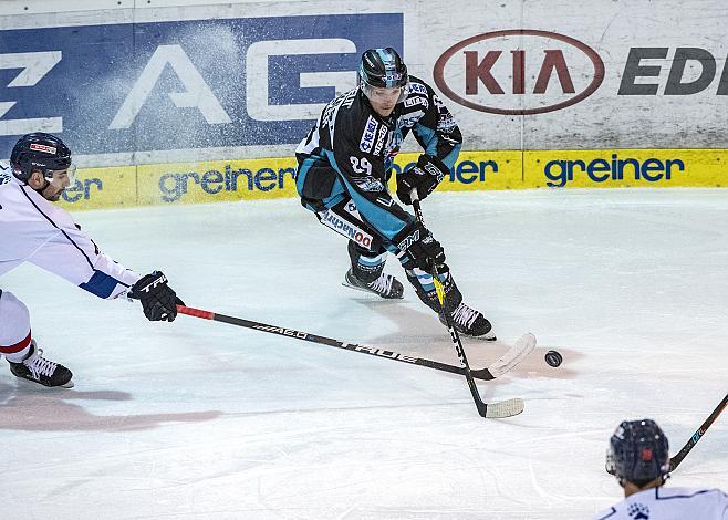 Marco Brucker (EHC Liwest Black Wings Linz) EHC Liwest Black Wings Linz vs KHL Medvescak Zagreb