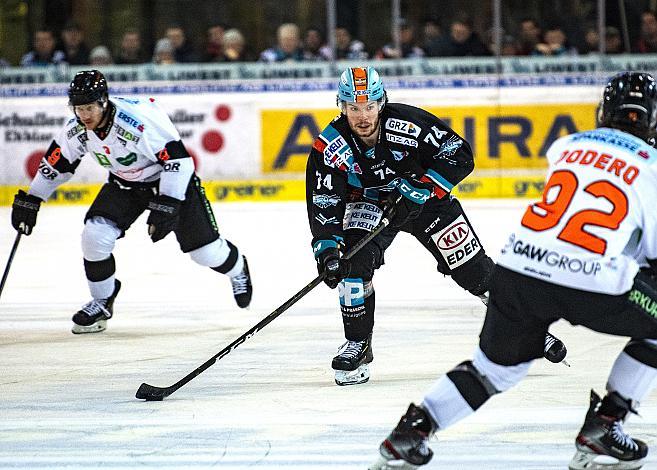 Im Bild: Josh Roach (EHC Liwest Black Wings Linz), Eishockey,  EHC Liwest Black Wings Linz vs Graz 99ers