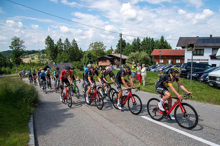 Team Lotto Kern Haus, GER  an der Spitze der Gruppe, 1. Etappe Wels - Maria Schmolln, Int. Raiffeisen Oberösterreich Rundfahrt UCI Kat. 2.2