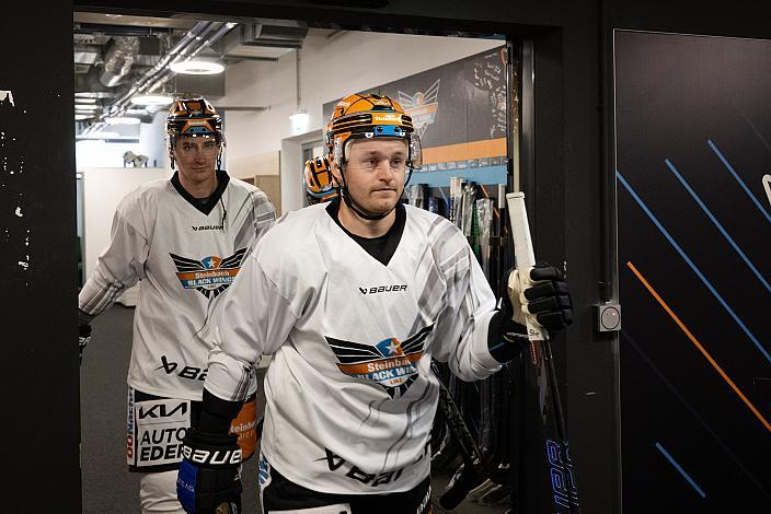 Ian Scheid (Steinbach Black Wings Linz) Erstes Eistraining, Steinbach Black Wings Linz , Linz AG Eisarena