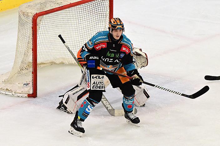 Luka Maver (Steinbach Black Wings Linz)  Win2Day ICE Hockey League,  Steinbach Black Wings Linz vs Moser Medical Graz 99ers,  Linz AG Eisarena 