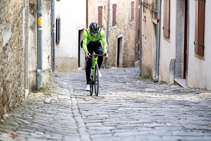 Riccardo Verza (ITA, Hrinkow Advarics) Trainingscamp Porec, Kroatien, Team Hrinkow Advarics Cycleang, UCI Continental Team,