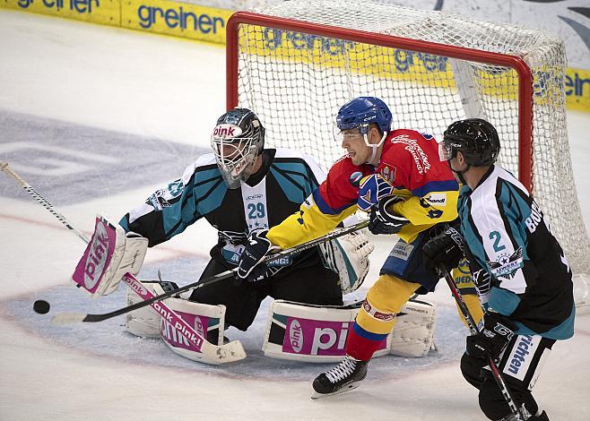 Tormann Michael Ouzas (EHC Liwest Black Wings Linz) Ondrey Sulek (CEZ Motor Ceske Budejovice) Eishockey Testspiel, EHC Liwest Black Wings - CEZ Motor Ceske Budejovice