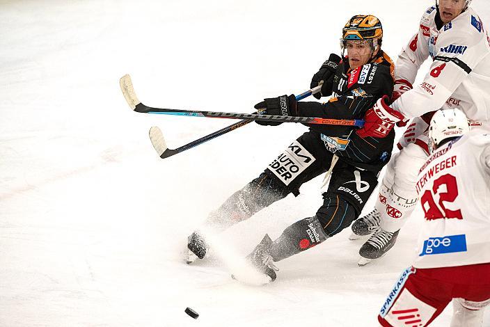 Ramon Schnetzer (Steinbach Black Wings Linz), Steinbach Black Wings Linz vs EC KAC, 8. Runde ICE Hockey League, Steinbach Black Wings Linz, Linz AG Eisarena 