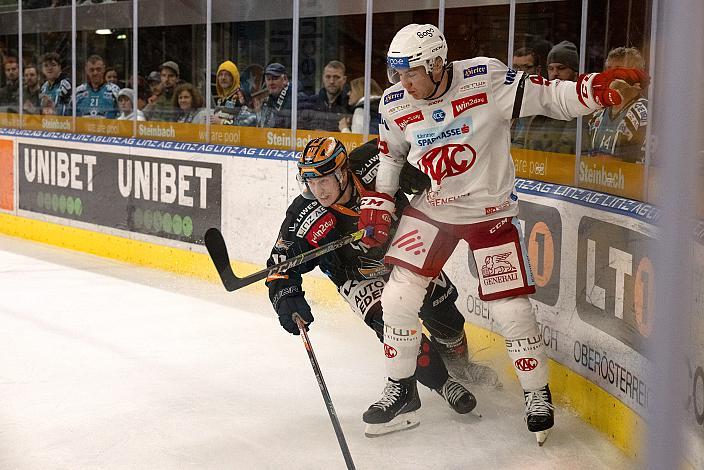 Brodi Stuart (Steinbach Black Wings Linz), Kele Steffler (EC KAC) Steinbach Black Wings Linz vs EC KAC, 8. Runde ICE Hockey League, Steinbach Black Wings Linz, Linz AG Eisarena 