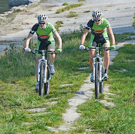 Dominik Hrinkow und Patrick Konrad auf dem Hrinkow Carbon Virgin 29er Mountainbike