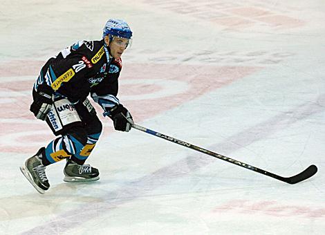 #20 Brad Purdie, Stuermer, EHC Liwest Black Wings Linz