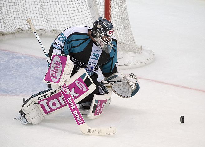 Tormann Michael Ouzas (EHC Liwest Black Wings Linz) Eishockey Testspiel, EHC Liwest Black Wings - CEZ Motor Ceske Budejovice