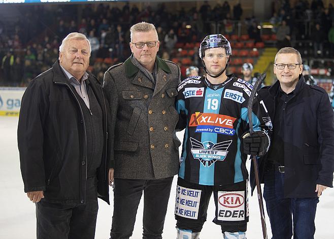 Spieler des Abends Michael Davies (EHC Liwest Black Wings Linz)  EHC Liwest Black Wings Linz vs EC KAC