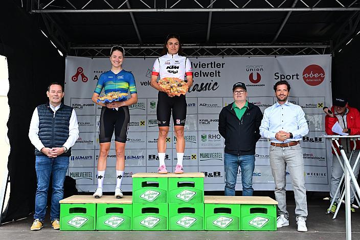 Podest Damen 2. Platz kaya Meier (GER, OG Cycling Crew), Führende und Gesamtsiegerin der RCLA Damen Elite, U23, Tabea Huys (AUT, Tirol Woman Cycling), Road Cycling League Austria, Königswiesen