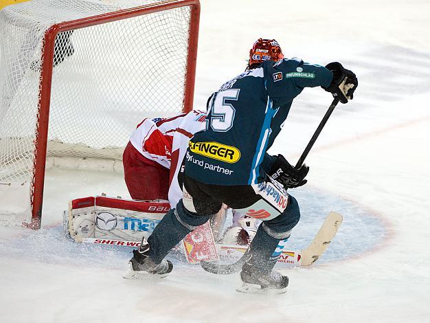 Matthias Iberer, Linz vor Tormann Rene Swette, KAC, EHC Liwest Black Wings Linz vs EC KAC