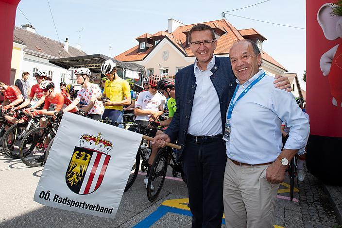 Wirtschafts- und Sport-Landesrat Markus Achleitner (Oberösterreich), Paul Resch (Präsident LRV Oberösterreich) 46. Int. Keine Sorgen,  Junioren Rundfahrt UCI Kat. MJ 2.1, 3. Etappe Bad Wimsbach/Neydharting - Strass im Attergau