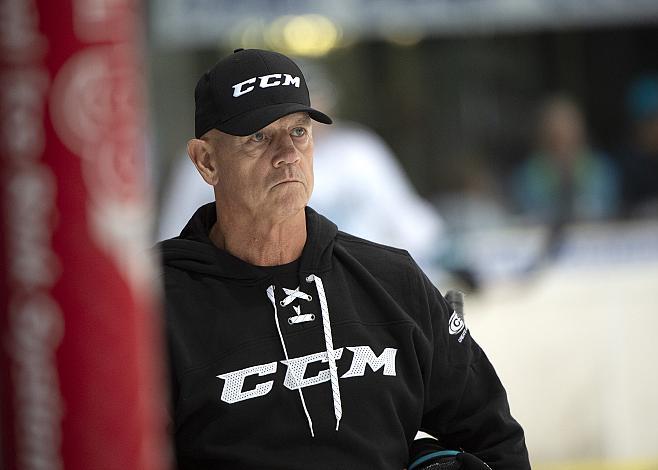 Head-Coach Tom Rowe (EHC Liwest Black Wings Linz) , Trainingsstart der EHC Liwest Black Wings  EHC Liwest Black Wings Linz