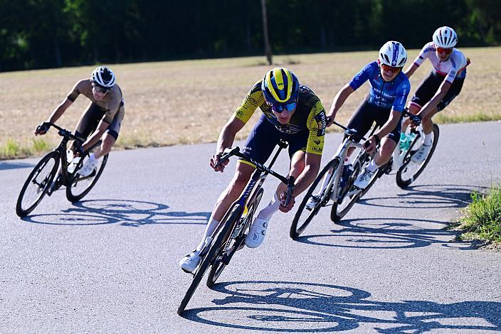 Die Ausreisser des Tages mit Arne Vanderlinden (BEL, Van Moer Logistics CT ) und dem späteren Podest 2. Platz Marek Stiblik (CZE, Roman Kreuziger Academy), Etappensieger Loek Hovers (NED, Willebrord Wil Vooruit), 3. Platz Marko Cickaric (SRB, Lotus Team),  (2. Etappe,  51. Int. Oberösterreich Junioren Rundfahrt, Eberstalzell - Eberstalzell
