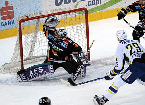 Alex Westlund Liwest Black Wings Linz joel Prpic KHL Medvescak Zagreb 