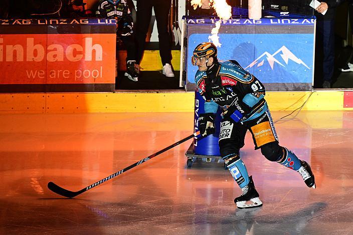  Luka Maver (Steinbach Black Wings Linz) Win2Day ICE Hockey League,  Steinbach Black Wings Linz vs  Migross Supermercati Asiago Hockey 1935,  Linz AG Eisarena 