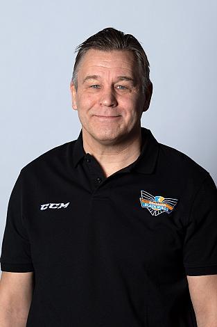 Head Coach Raimo Summanen (Steinbach Black Wings Linz) Steinbach Black Wings Linz 