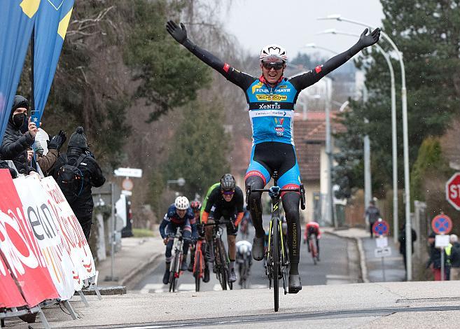 Sieger Moran Vermeulen (AUT, Team Felbermayr Simplon Wels) Herren Elite, U23, Radliga, 60. Radsaison-Eröffnungsrennen Leonding, Oberösterreich