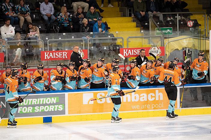 Linz feiert das 2 zu 1 Steinbach Black Wings Linz  vs MAC Budapest
