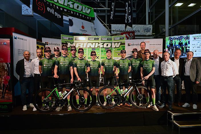 v.l. Maximilian Kabas (AUT,), Loic Bettendorff (LUX,), Valentin Poschacher (AUT,), Richard Riska (SVK),  Dominik Hödlmoser (AUT, Hrinkow Advarics), Riccardo Verza (ITA), Paul Buschek (AUT,), Edward Ravasi (ITA), Giacomo Ballabio (ITA), Riccardo Zoidl (AUT), Sportlicher Leiter Matej Mugerli (SLO, Hrinkow Advarics), Teampräsentation, Steyr, Team Hrinkow Advarics Cycleang, UCI Continental Team, 