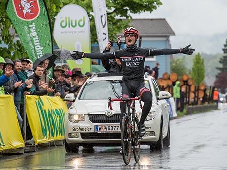 Sieger in Nenzing, BAJT Dejan, SLO, Team Amplatz -BMC, Wiesbauer Top Radliga 2015