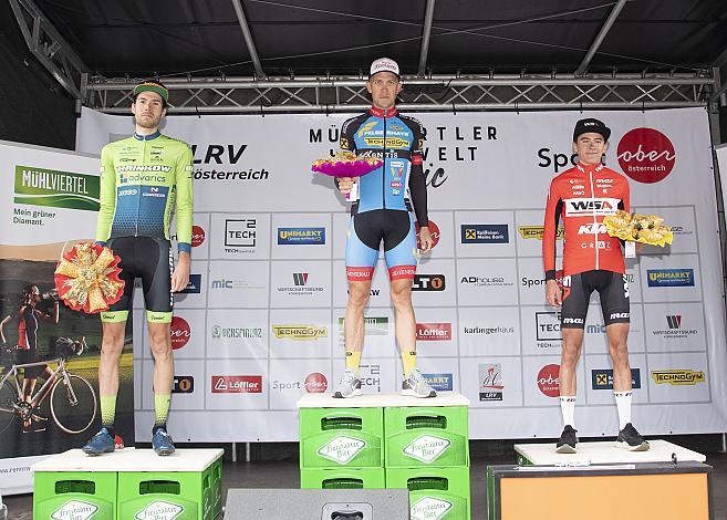 Siegerpodest Herren Elite, v.l. Jonas Rapp (GER, Hrinkow Advarics Cycleang), Sieger Riccardo Zoidl (AUT, Team Felbermayr Simplon Wels), 3.Platz 1. Martin Messner (AUT, Team WSA Graz ARBOE) Mühlviertler Hügelwelt Classik, Königswiesen,  U23, Elite Damen und Herren