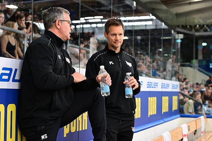Assistent Coach Mark Szücs (Steinbach Black Wings Linz), Head Coach Philipp Lukas (Steinbach Black Wings Linz) Start Eistraining, Linz AG Eisarena 