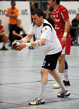  HLA, HC Linz AG vs ALPLA HC Hard, Andreas Stachelberger beim 7 Meter Wurf 