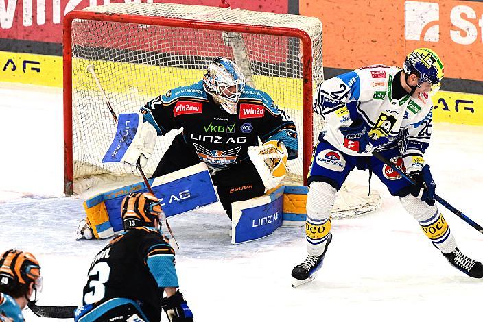 Tormann Rasmus Tirronen (Steinbach Black Wings Linz), Gus Van Nes (EC iDM Wärmepumpen VSV) Win2Day ICE Hockey League,  Steinbach Black Wings Linz vs EC iDM Wärmepumpen VSV,  Linz AG Eisarena 