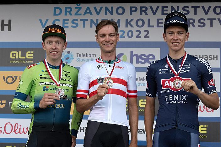 Das Siegerpodest LM OÖ v.l. 2. Platz Rainer Kepplinger (AUT, Hrinkow Advarics), Sieger Felix Grossschartner (AUT, Bora - Hansgrohe)  Elite Herren, 3. Platz Tobias Bayer (AUT, Alpecin-Fenix) , Österreichische Meisterschaft Einzelzeitfahren, Novo Mesto, Slowenien