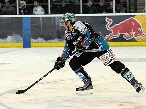 Danny Irmen, Linz EC Red Bull Salzburg vs. EHC Liwest Black Wings Linz 