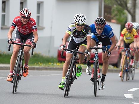 Akinori Yamamura, JPN, Team Vorarlberg, in der Spitzengruppe, Wiesbauer Top Radliga 2015