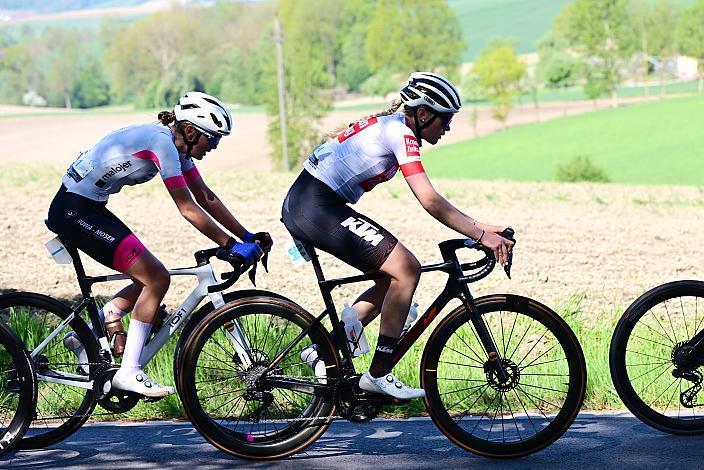 Katharina Sadnik (AUT, KTM Factory MTB Team), Amelie Cooper (GBR, Union Raiffeisen Radteam Tirol)  Damen Elite, U23, Road Cycling League Austria, 63. Raika Kirschbluetenrennen, Wels, Oberösterreich