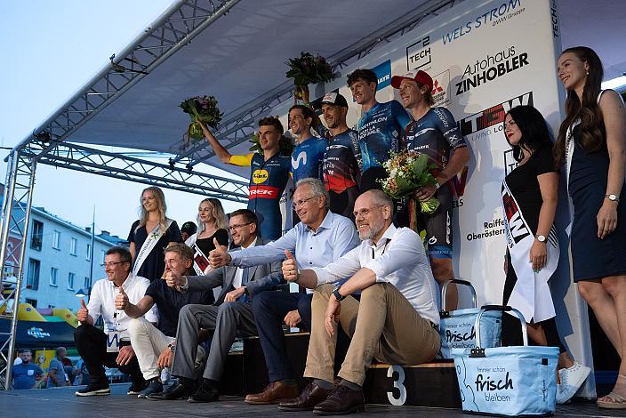 v.l. 2. Platz Felix Gall (AUT, Decathlon AG2R La Mondiale Team), Sieger Riccardo Zoidl (AUT, Team Felt - Felbermayr), 3. Platz Gregor Mühlberger (AUT, Movistar Team), 25. Welser Innestadt Kriterium