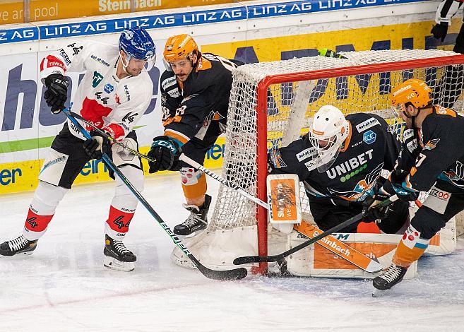 Thomas Mader (HC Tiwag Innsbruck - Die Haie), Tormann David Kickert (Steinbach Black Wings 1992), Black Wings Linz vs HC Innsbruck die Haie, Eishockey, Bet at Home ICE Hockey League