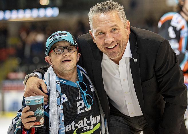 Im Bild: Manager Christian Perthaler (EHC Liwest Black Wings Linz)a Eishockey,  EHC Liwest Black Wings Linz vs Moser Medical Graz 99ers