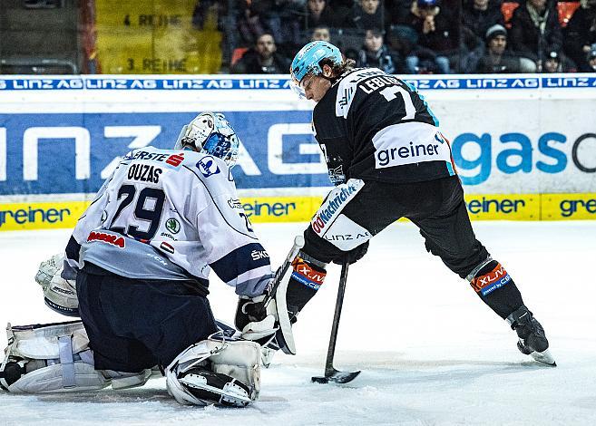 Tormann Michael Ouzas (Hydro Fehervar AV 19), Rick Schofield (EHC Liwest Black Wings Linz), Eishockey,  EHC Liwest Black Wings Linz vs AV 19 Szekesfehervar