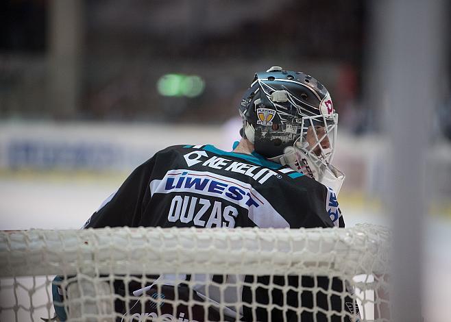 Tormann Michael Ouzas (EHC Liwest Black Wings Linz) EHC Liwest Black Wings Linz vs EC Red Bull  Salzburg 2. Semifinale