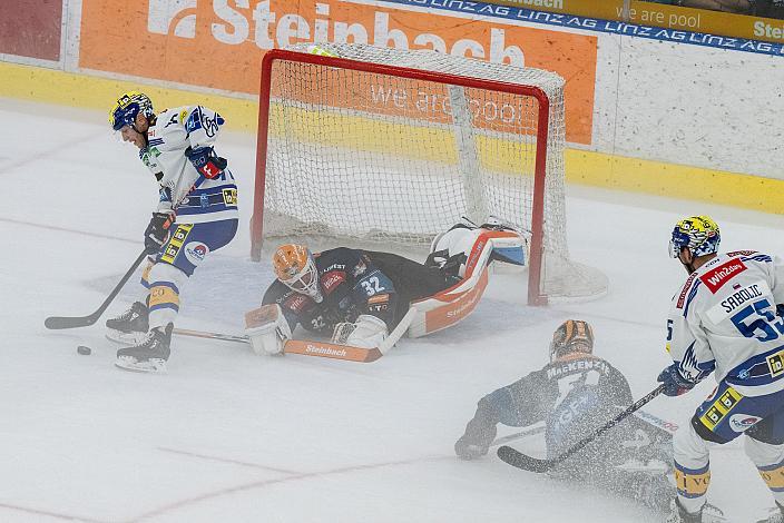 John Hughes (EC iDM Wärmepumpen VSV), Tormann Rasmus Tirronen (Steinbach Black Wings Linz) Steinbach Black Wings Linz vs EC IDM Wärmepumpen VSV, 2. Runde ICE Eishockey Liga, Linz AG Eisarena