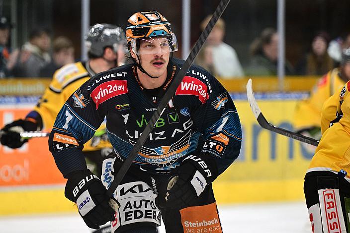 Brian Lebler (Steinbach Black Wings Linz) Rekordtorschütze der ICE Hockey League, Steinbach Black Wings Linz vs HC Pustertal Woelfe, ICE Eishockey Liga, Linz AG Eisarena