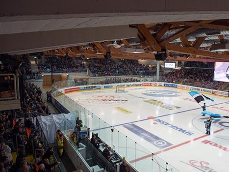 Osttribuene, EHC Liwest Black Wings Linz vs HC Orli Znojmo