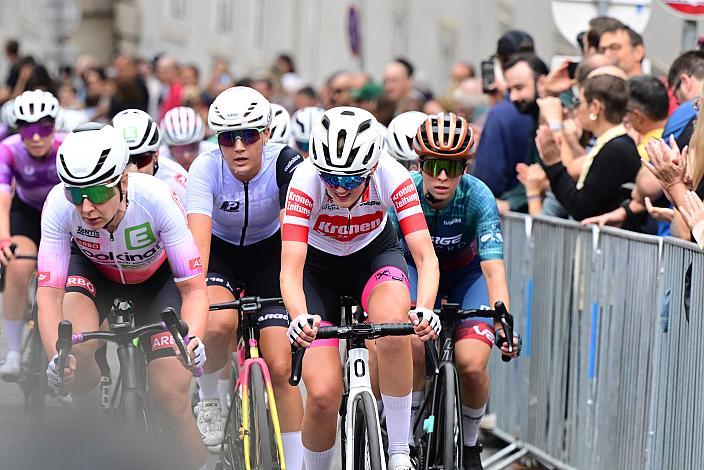 Führende Road Cycling League Amelie Cooper (GBR, Union Raiffeisen Radteam Tirol), Damen Elite, U23, Road Cycling League Austria, Altstadt Kriterium Graz Damen