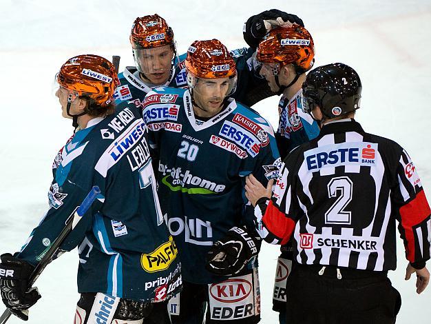 Brad Moran, Linz feiert, EHC Liwest Black Wings Linz vs HC TWK Innsbruck