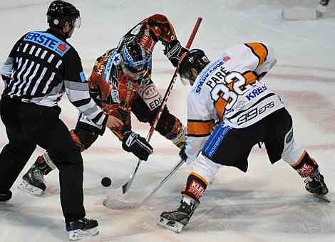 Philipp Lukas Liwest Black Wings Linz und Jean Philippe Pare, Graz 99ers