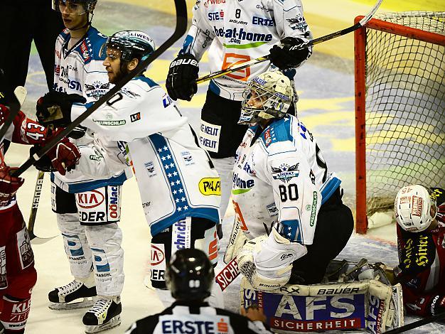 David LeNeveu, Tormann und Marc-Andre Dorion (Liwest Black Wings Linz) und (EC KAC), EC KAC vs EHC Liwest Black Wings Linz, Spiel 6, Play-Offs, Semifinale