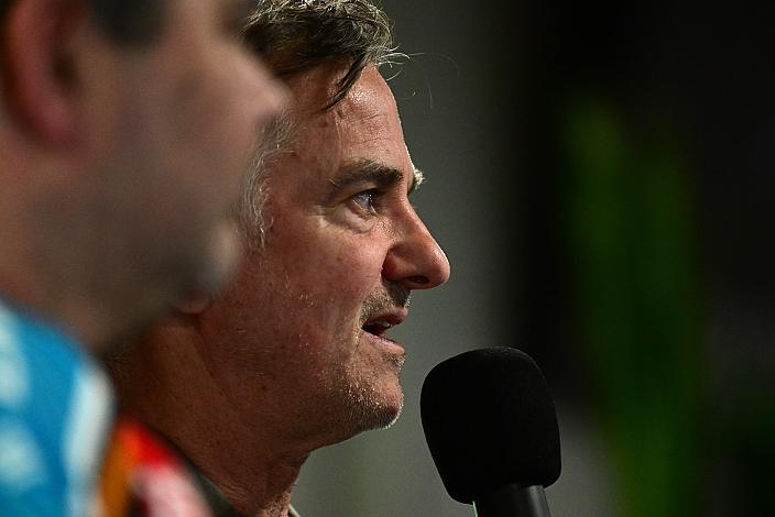 Präsident Peter Nader (Steinbach Black Wings Linz), Steinbach Black Wings Linz , VIP Bereich, Linz AG Eisarena 