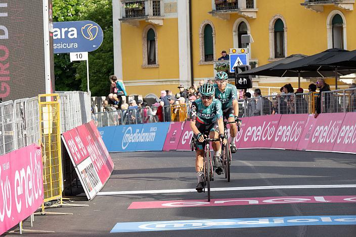 Cesare Benedetti (POL, Bora - Hansgrohe), Patrick Gamper (AUT, Bora - Hansgrohe)  Stage 17 Ponte di Legno - Lavarone, 105. Giro d Italia, UCI Worl Tour