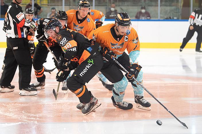 Brian Lebler (Steinbach Black Wings Linz), Ken Ograjensek (Graz 99ers) Steinbach Black Wings Linz  vs Graz 99ers